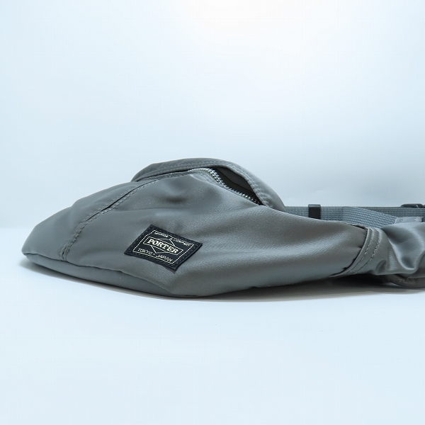 実際に弊社で買取させて頂いた(2)PORTER/ポーター TANKER WAIST BAG (S) タンカー ウエストバッグ S シルバーグレー/622-06629の画像 2枚目
