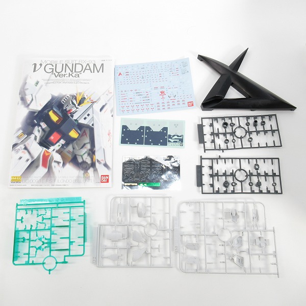 実際に弊社で買取させて頂いた【手付/ジャンク扱い】BANDAI/バンダイスピリッツ MG 1/100 νガンダム/サザビー Ver.Ka 2点セット/ガンプラ/逆襲のシャアの画像 2枚目