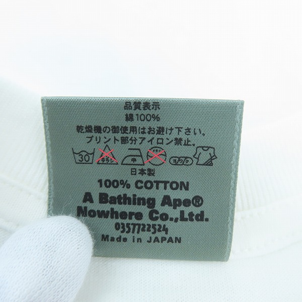 実際に弊社で買取させて頂いたA BATHING APE×KAWS/アベイジングエイプ×カウズ  初期タグ プリント Tシャツ /Mの画像 3枚目