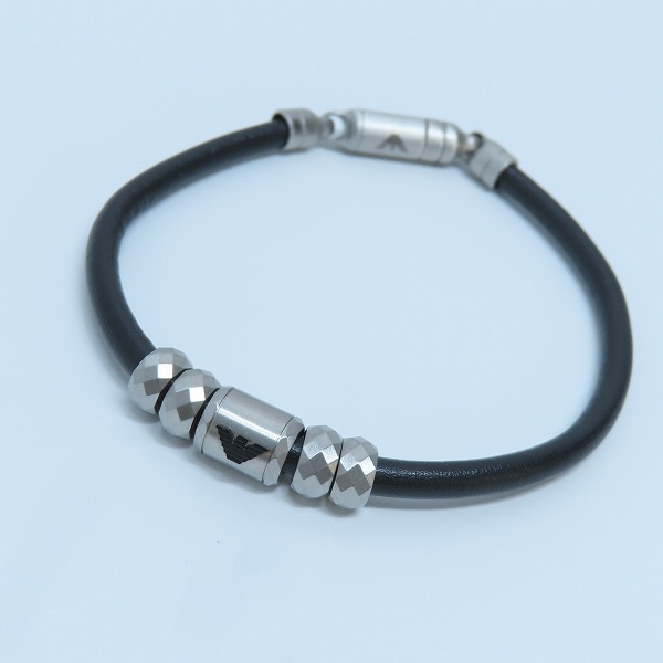 実際に弊社で買取させて頂いたEMPORIO ARMANI/エンポリオアルマーニ レザー メタル ブレスレット EGS2774040