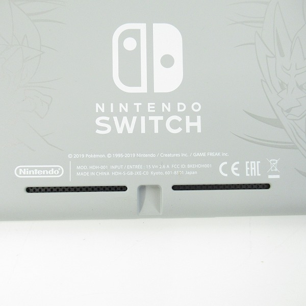 実際に弊社で買取させて頂いたNintendo switch lite/ニンテンドースイッチライト ザシアン・ザマゼンタ ポケモン ソード・シールド モデル 本体のみ HDH-001の画像 6枚目