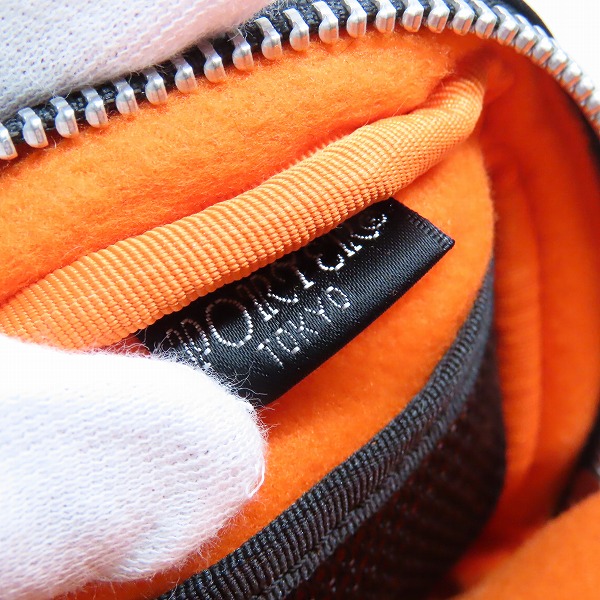 実際に弊社で買取させて頂いた(2)PORTER/ポーター TANKER/タンカー ポーチ ブラックの画像 4枚目