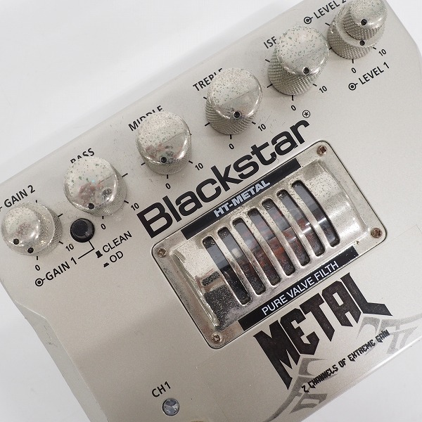 実際に弊社で買取させて頂いた【使用感有り】Blackstar/ブラックスター HT-METAL 真空管 ディストーション エフェクター ACアダプター付/動作確認済の画像 1枚目