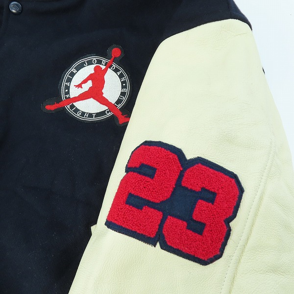 実際に弊社で買取させて頂いたNIKE/ナイキ 90s/ビンテージ  フライトクラブ #23マイケル・ジョーダン 袖レザー切替スタジャン Lの画像 3枚目