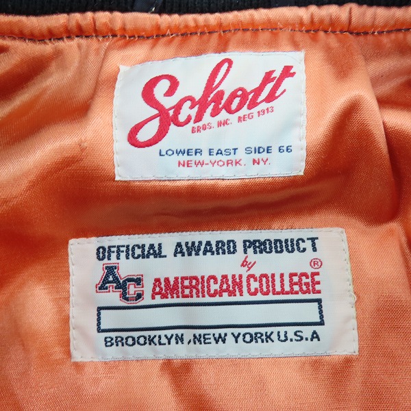 実際に弊社で買取させて頂いたSchott/ショット AMERICAN COLLEGE MA-1/フライトジャケット ネイビー 3132081 /Sの画像 2枚目