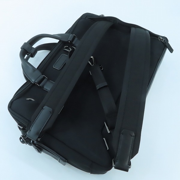 実際に弊社で買取させて頂いたTUMI/トゥミ 「デイ」スリム・コンバーチブル・ブリーフ/リュック 6602081D2Eの画像 3枚目