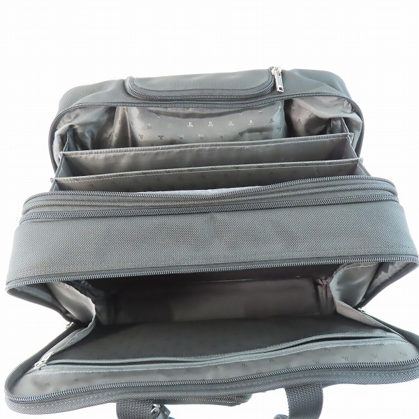 実際に弊社で買取させて頂いたTUMI/トゥミ ALPHA アルファ エクスパンダブル 2輪ブリーフ/ キャリーバッグ 26103D4の画像 3枚目