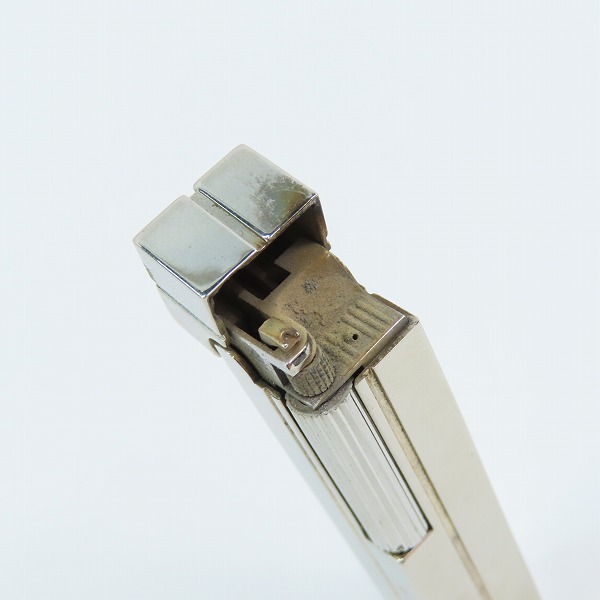 実際に弊社で買取させて頂いたGIVENCHY/ジバンシィ スクエア型 ライターの画像 4枚目