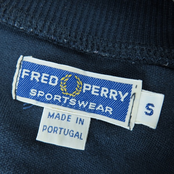 実際に弊社で買取させて頂いたFRED PERRY/フレッドペリートラックジャケット/ジャージ ネイビー J5327/Sの画像 2枚目