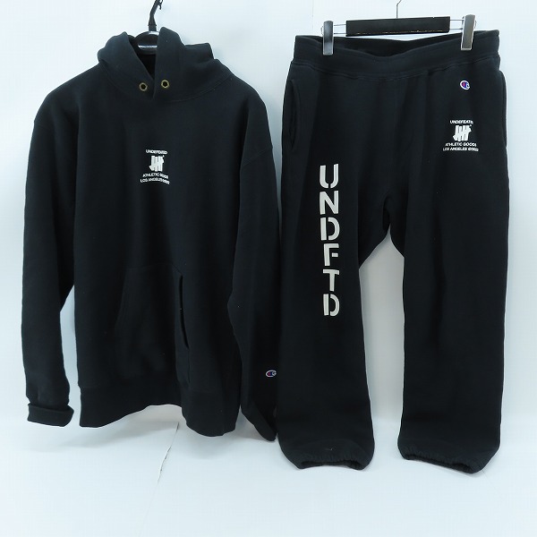 実際に弊社で買取させて頂いたChampion×UNDEFEATED/チャンピオン×アンディフィーテッド リバースウィーブ スウェット パーカーセットアップ ブラック