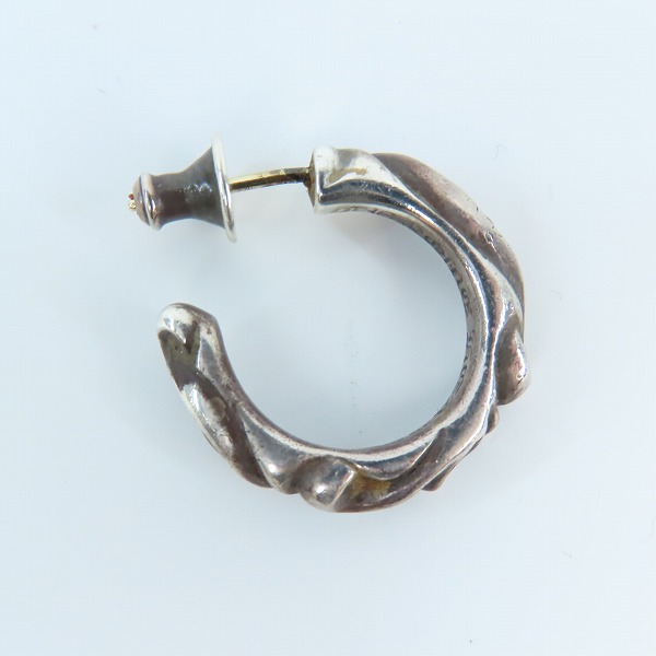 実際に弊社で買取させて頂いたCHROME HEARTS/クロムハーツ SCROLL HOOP SML/スクロール フープ ピアスの画像 2枚目