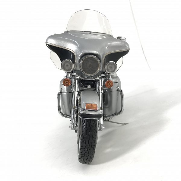 実際に弊社で買取させて頂いたFRANKLIN MINT/フランクリンミント 1/10 The 2003 ハーレーダビッドソンウルトラクラシック Electra Glideの画像 3枚目