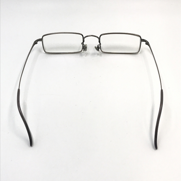 実際に弊社で買取させて頂いた白山眼鏡店/ハクサンガンキョウテン スクエア型/チタニウム/メガネフレーム/アイウェアの画像 2枚目