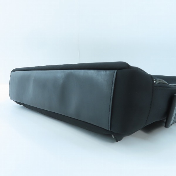 実際に弊社で買取させて頂いたTUMI/トゥミ 「デイ」スリム・コンバーチブル・ブリーフ/リュック 6602081D2Eの画像 2枚目