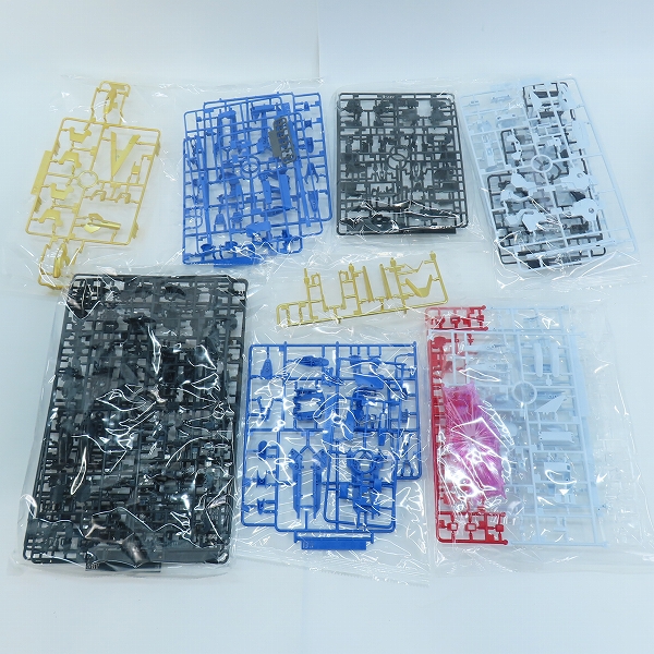 実際に弊社で買取させて頂いた【未組立】BANDAI/バンダイスピリッツ MG 1/100 V2アサルトバスターガンダム Ver.Ka/ヴィクトリー/ガンプラの画像 1枚目