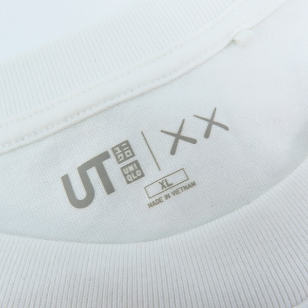 実際に弊社で買取させて頂いたUNIQLO×KAWS/ユニクロ×カウズ キャラデザイン Tシャツ /XLの画像 2枚目