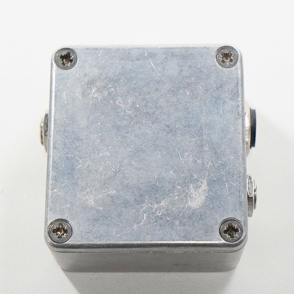 実際に弊社で買取させて頂いたTRUETONE/トゥルートーン PURE TONE/ピュアトーン バッファー エフェクター 動作確認済みの画像 2枚目