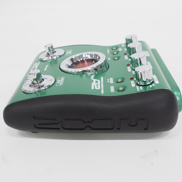 実際に弊社で買取させて頂いたZOOM/ズーム A2 Acoustic Effects Pedal アコースティックギター用 マルチエフェクター【動作確認済】の画像 2枚目