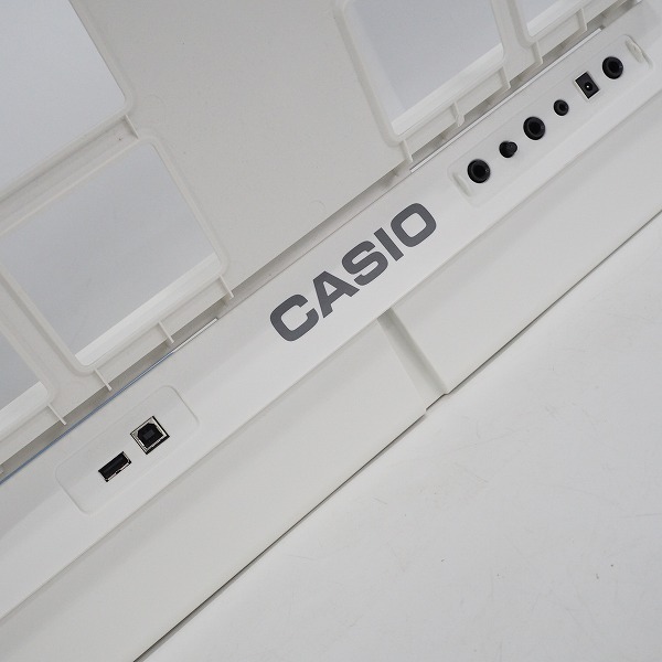 実際に弊社で買取させて頂いた★CASIO/カシオ 光ナビゲーションキーボード LK-515 2020年製 ACアダプター付き【簡易動作確認済】の画像 4枚目