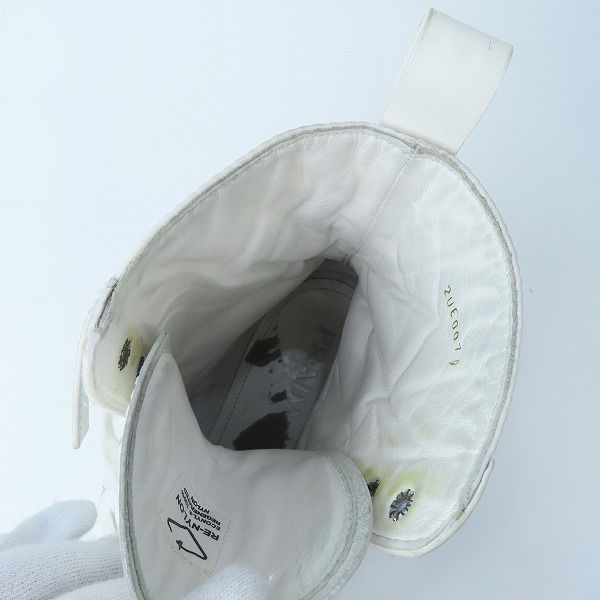 実際に弊社で買取させて頂いたPRADA/プラダ モノリス ポーチ付きレザーコンバットブーツ 2UE007/9の画像 4枚目
