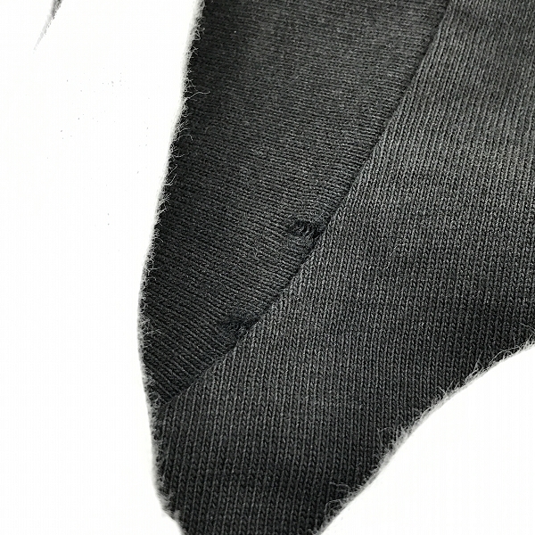 実際に弊社で買取させて頂いたMOTLEY CRUE/モトリークルー SHOOT製 ヴィンテージ/ビンテージ 2008年 CRUEFEST/クルーフェス バンド Tシャツ/XLの画像 7枚目