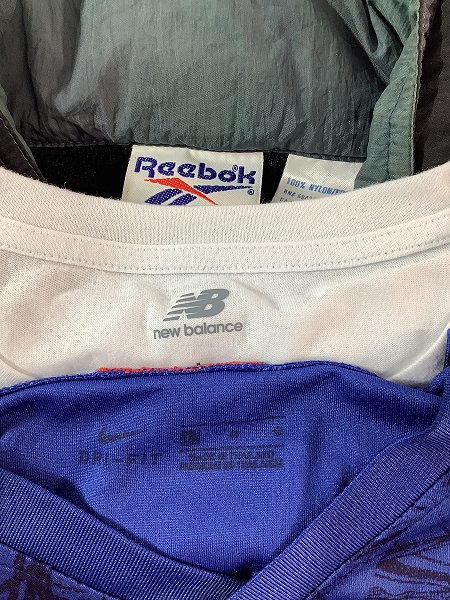 実際に弊社で買取させて頂いた【おまとめ】ナイキ/ニューバランス/リーボック 等 ジップパーカー/半袖Tシャツ/トレーニングシャツ 他の画像 1枚目