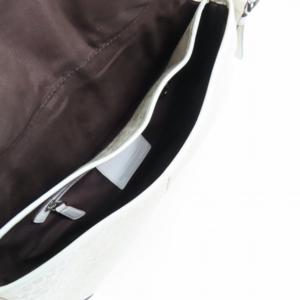 実際に弊社で買取させて頂いたCOACH/コーチ ミニシグネチャー ハンドバッグ F06808 の画像 3枚目
