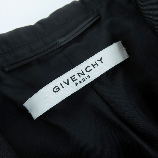 実際に弊社で買取させて頂いた【JPタグ】GIVENCHY/ジバンシィ 袖ロゴタグ付き ナイロンミリタリージャケット 16S 3260 041/52の画像 2枚目