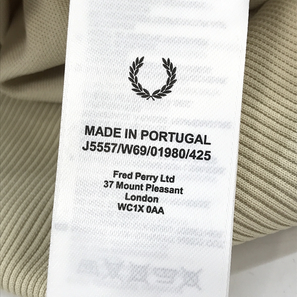実際に弊社で買取させて頂いたFRED PERRY/フレッドペリー Contrast Tape Track Jacket. TRACK JACKETS/トラックジャケット J5557/Sの画像 3枚目
