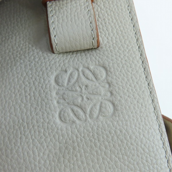実際に弊社で買取させて頂いたLOEWE/ロエベ ハンモック HAMMOCK BAG SMALL/ハンモック バッグ スモール/ハンドバッグ の画像 4枚目