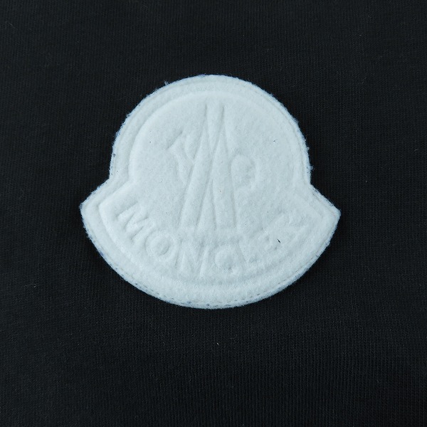実際に弊社で買取させて頂いた【JPタグ】MONCLER/モンクレール 胸ワッペン 半袖Tシャツ J10918C00045/Mの画像 2枚目