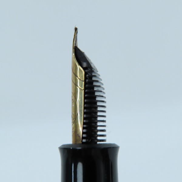 実際に弊社で買取させて頂いたPelikan/ペリカン 万年筆 ペン先12C-500 HEF刻印の画像 2枚目