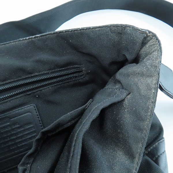 実際に弊社で買取させて頂いたCOACH/コーチ メッセンジャー ショルダーバッグ /ナイロンバッグ ブラック F70575の画像 8枚目
