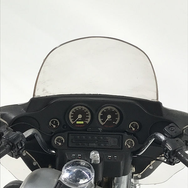 実際に弊社で買取させて頂いたFRANKLIN MINT/フランクリンミント 1/10 The 2003 ハーレーダビッドソンウルトラクラシック Electra Glideの画像 6枚目