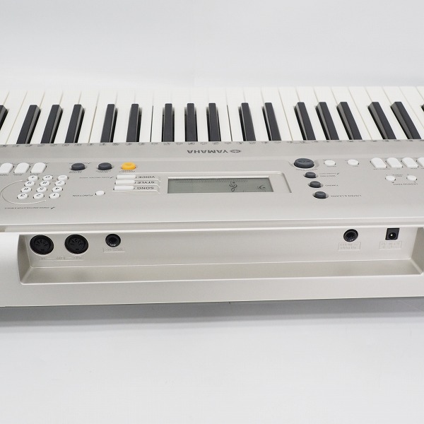 実際に弊社で買取させて頂いた★YAMAHA/ヤマハ PSR-E313 PORTATONE 電子キーボード ポータトーン 61鍵 ペダル・ACアダプター付き【簡易動作確認済】の画像 5枚目