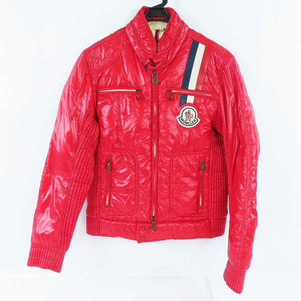実際に弊社で買取させて頂いたMONCLER/モンクレール PYRENEES/ピレネー ダウンジャケット レッド 40341 60 68950/2