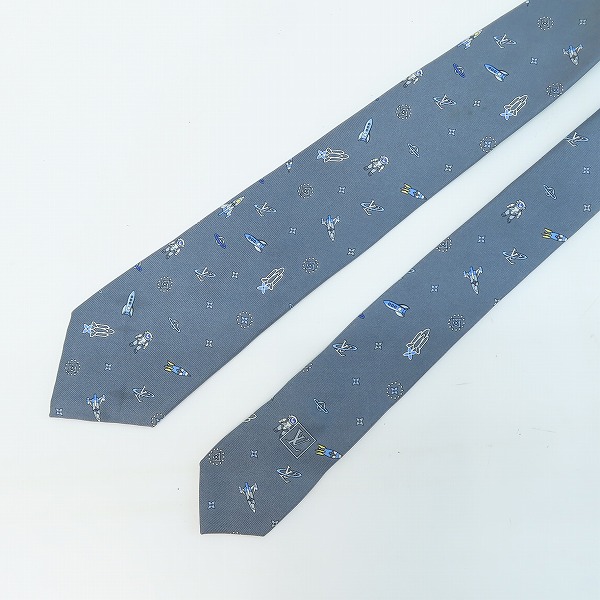 実際に弊社で買取させて頂いたLOUIS VUITTON/ルイヴィトン 宇宙飛行士/ロケット柄 クラヴァット ネクタイ M73281の画像 1枚目