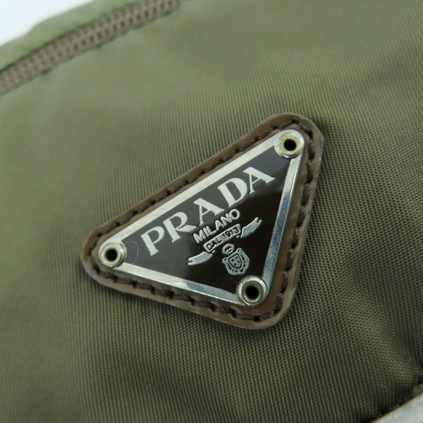 実際に弊社で買取させて頂いたPRADA/プラダ ロゴプレート ナイロン ショルダーバッグ の画像 4枚目