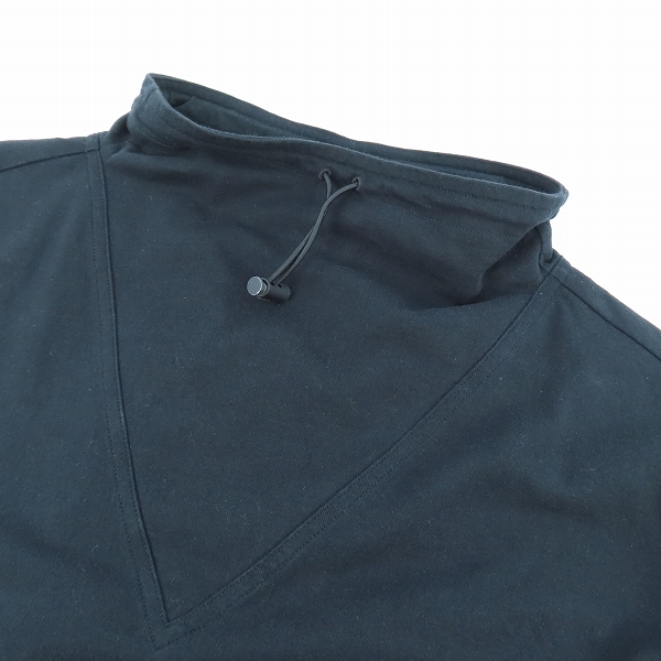 実際に弊社で買取させて頂いたBOTTEGAVENETA/ボッテガヴェネタ 22SS ドロー ストリング/Vステッチ ボトルネック 半袖 Tシャツ 707806 VF1U0/XSの画像 5枚目