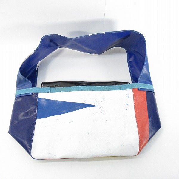 実際に弊社で買取させて頂いたCOMME des GARCONS×FREITAG/コムデギャルソン×フライターグ 再解釈メッセンジャーバッグ ショルダーバッグの画像 1枚目