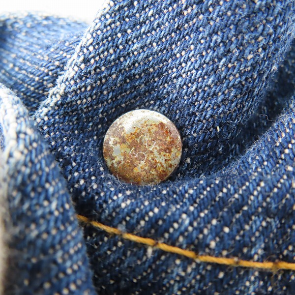 実際に弊社で買取させて頂いたLEVI'S/リーバイス ヴィンテージ  刻印52 スモールe 4th デニムジャケット 71205-0217 /40の画像 7枚目