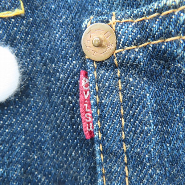 実際に弊社で買取させて頂いたEVISU/エヴィス No.1 デニムジャケットの画像 4枚目