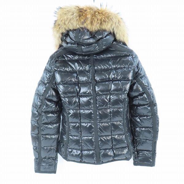 実際に弊社で買取させて頂いたMONCLER/モンクレール ARMOISE アルモワーズ ジップアップ ダウンジャケット 3209345937 15 68950/3の画像 1枚目
