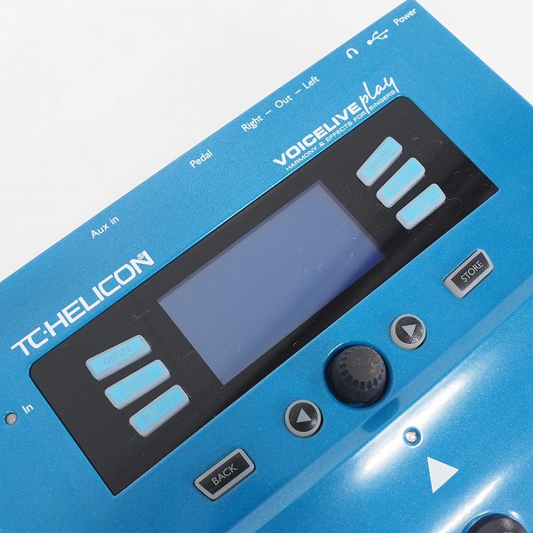 実際に弊社で買取させて頂いたTC.HELICON/ティーシーヘリコン VoiceLive Play ボーカル用 エフェクター【動簡易動作確認済】の画像 1枚目