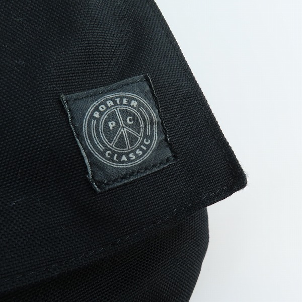 実際に弊社で買取させて頂いたPORTER Classic/ポータークラシック ヘルメットケース/ショルダーバッグの画像 5枚目