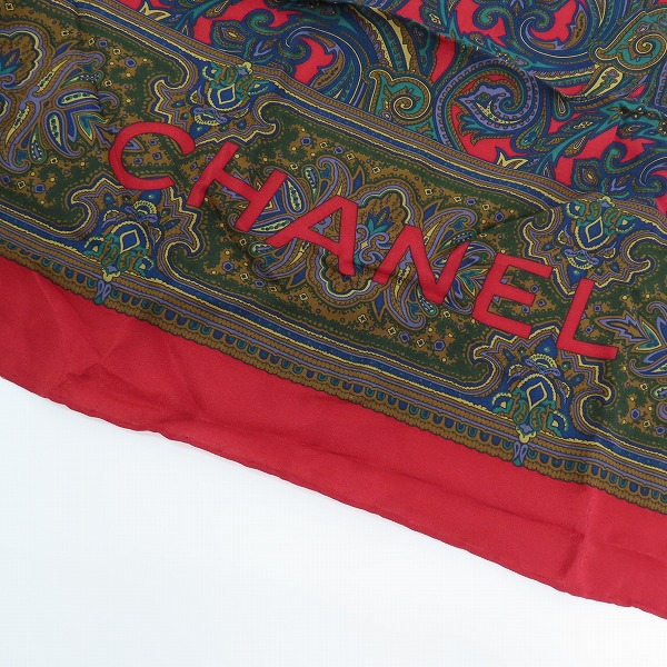 実際に弊社で買取させて頂いたCHANEL/シャネル ペイズリー柄 シルクスカーフ/ストールの画像 1枚目
