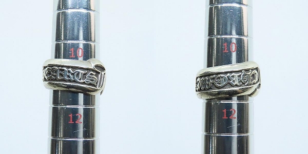 実際に弊社で買取させて頂いた【インボイス】CHROME HEARTS/クロムハーツ スクロールラベル リング スモール 11-11.5号の画像 7枚目