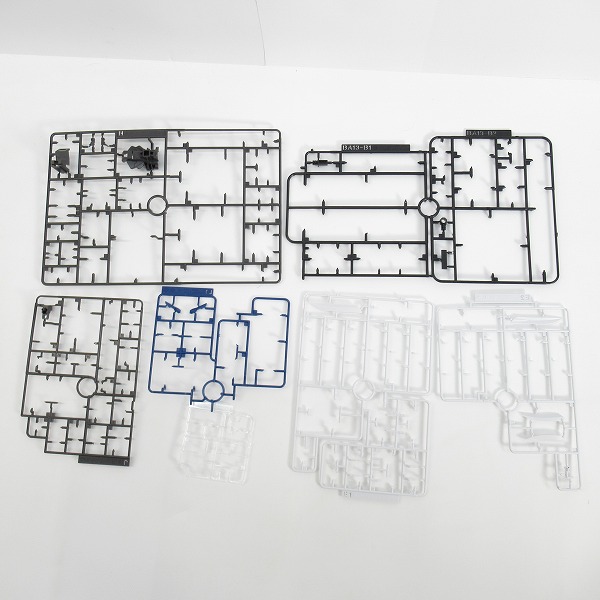 実際に弊社で買取させて頂いた【手付含/ジャンク扱い】バンダイスピリッツ MG 1/100 ゼータガンダム/ウイングガンダムゼロEW Ver.Ka 2点セット/Z/W/ガンプラの画像 8枚目