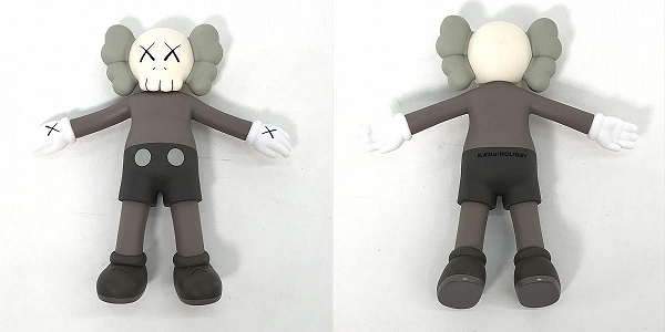 実際に弊社で買取させて頂いたKAWS/カウズ KAWS：HOLIDAY/カウズ：ホリデー KOREA フィギュアの画像 2枚目