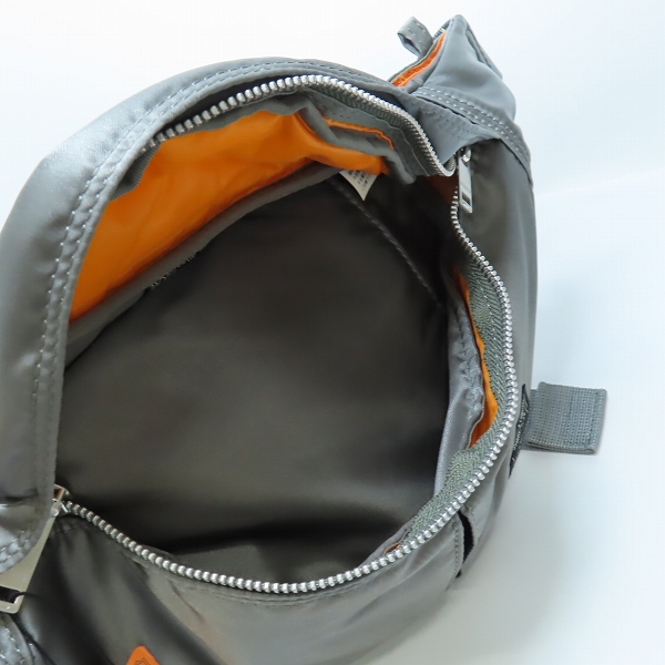 実際に弊社で買取させて頂いた(2)PORTER/ポーター TANKER WAIST BAG (S) タンカー ウエストバッグ S シルバーグレー/622-06629の画像 3枚目